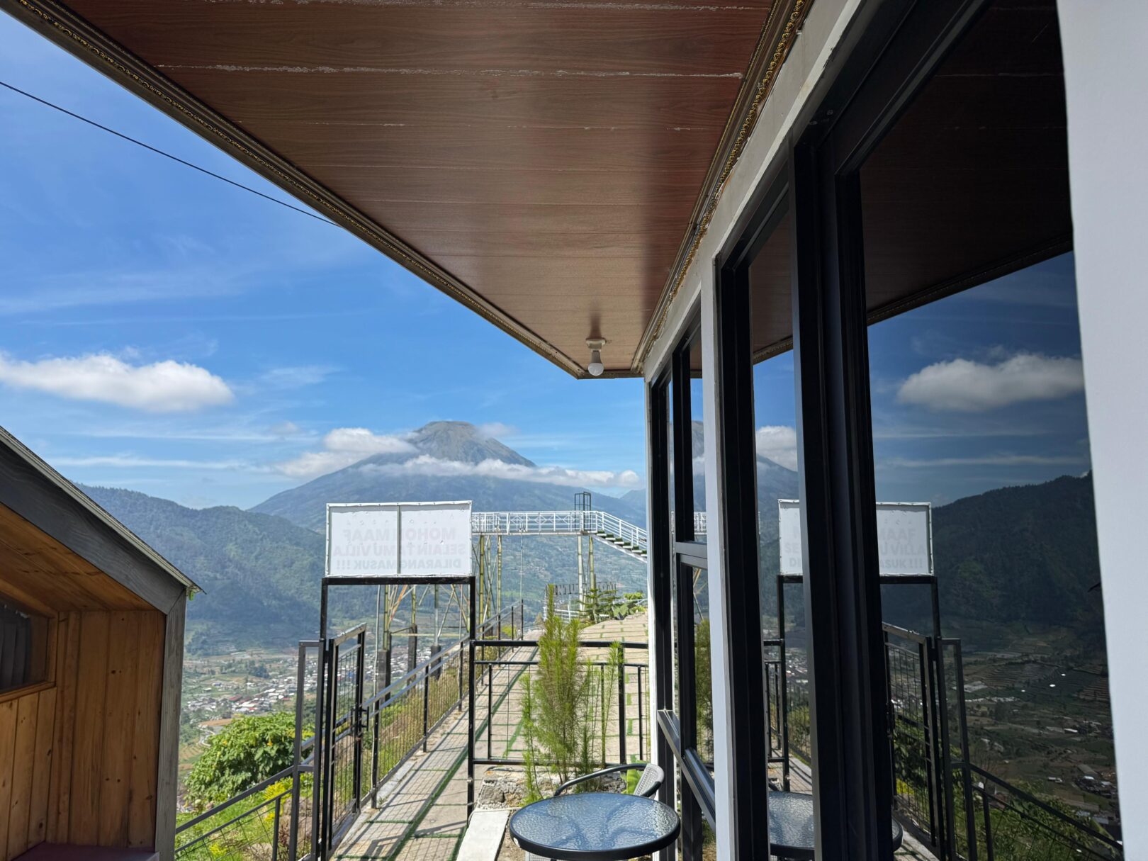 Villa 7 Pintu Langit