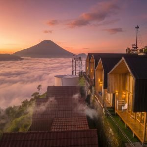buat_lautan_awan_dan_sunsety_202605151958 Platinum Kabin 3 & 4 Cozy Cabin with Panoramic Highland View