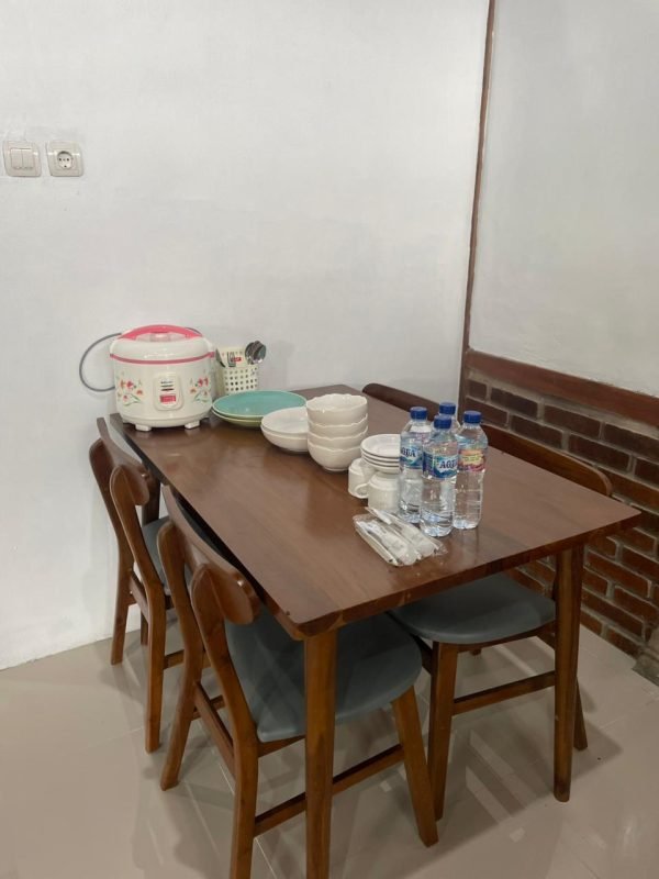 6f4b0f4e-4be9-46cf-bb3c-91ccbb5b391f Villa Joglo Kademangan View Gunung Pakuwaja