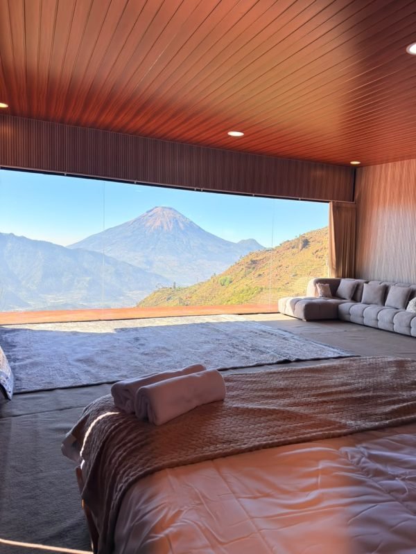 Java Sunrise Luxury 1 Cozy Cabin with Panoramic Highland View