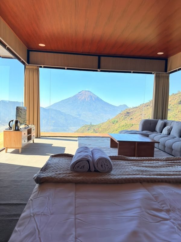 Java Sunrise Single Bed Best View