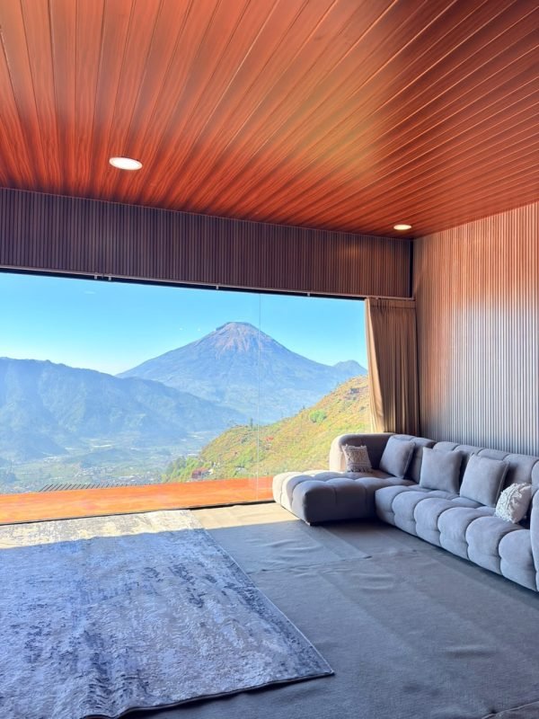 Java Sunrise Luxury 1 Cozy Cabin with Panoramic Highland View